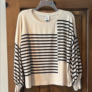 Cabi Cream and Black Striped Women's Top